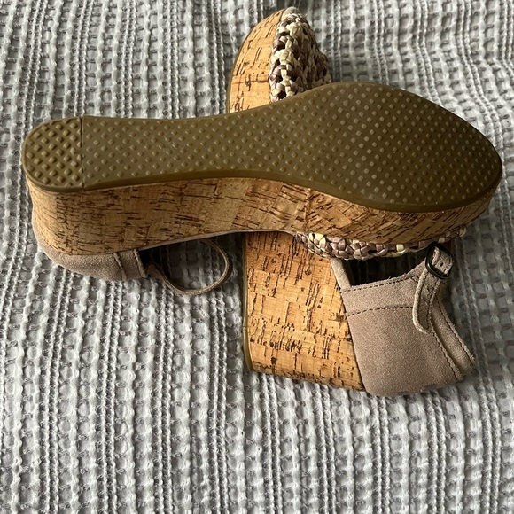 Toms Women’s Cork Platform Open-Toe Sandals - Picture 3 of 6